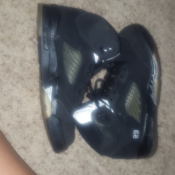 Sold Jordan 5s Black & silver - Picture 4 of 5
